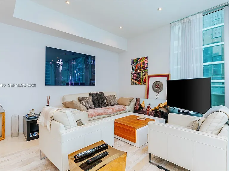 300 S Biscayne Blvd #T-3702 — Photo 7