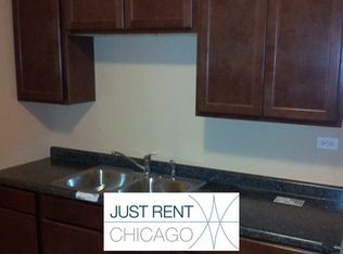 3914 W Flournoy St, Chicago, IL 60624