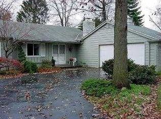 4302 Nantuckett Dr, Toledo, OH 43623