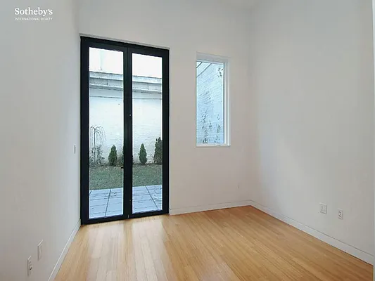 Rented by Sotheby's International Realty | media 4