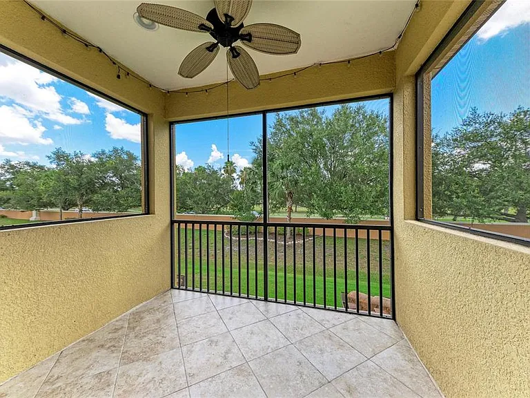 8143 Miramar Way #8143 — Photo 36