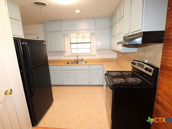 2nd image of 709 S 11th St