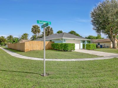 110 Sunflower Circle, Royal Palm Beach, FL, 33411