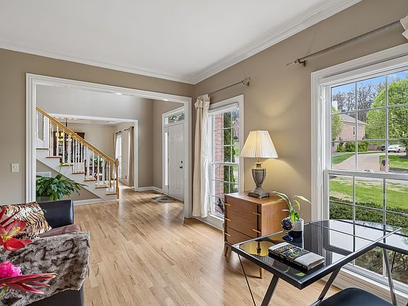 5th image of 1659 Preston Pl