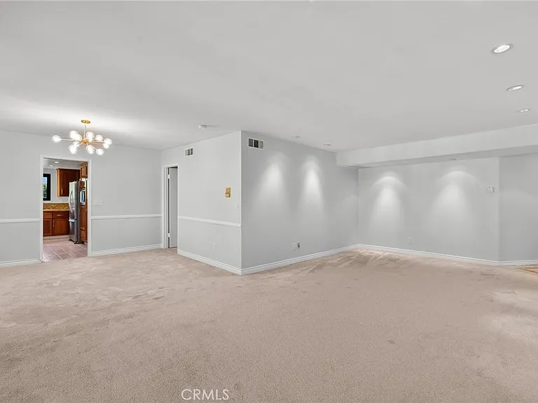 330 W State St #316 — Photo 13
