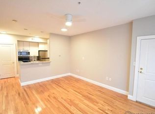 49 Hull Aly, Columbus, OH 43215