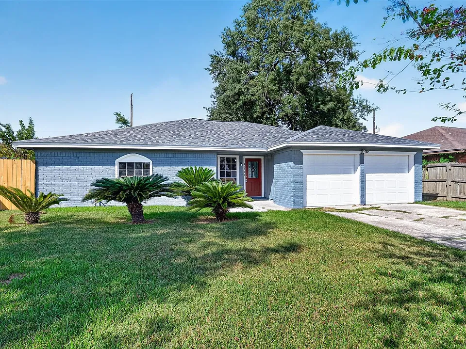 15911 Dunman Ln