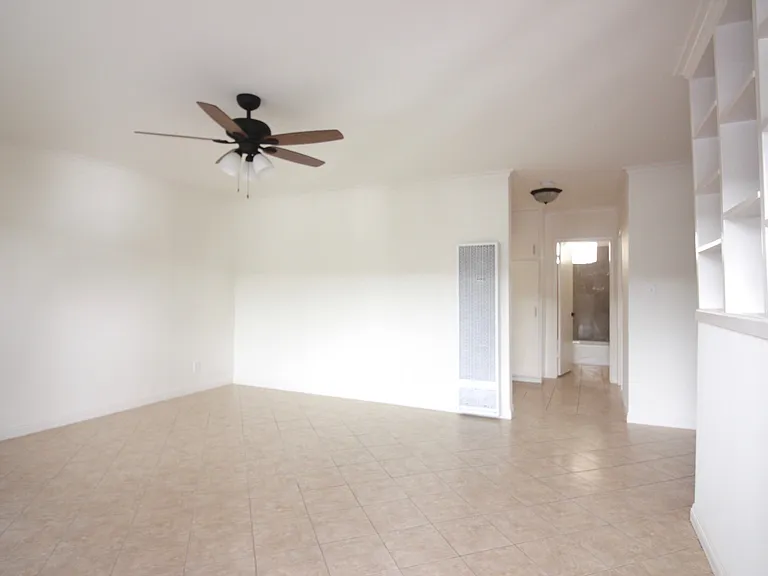4000 Sequoia St — Photo 13