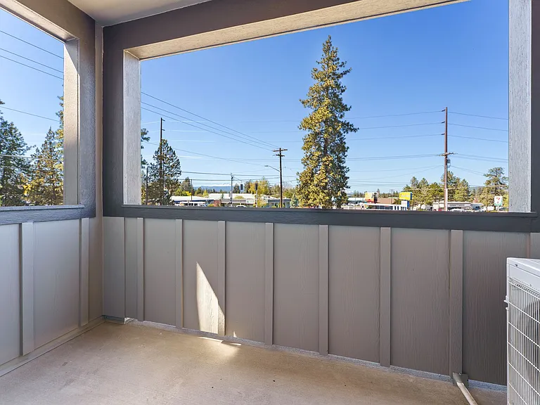 Bridgewater Apartments — Photo 18
