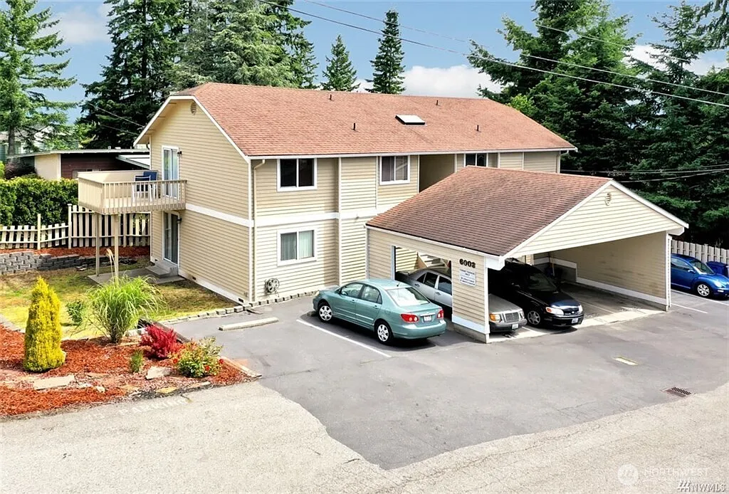 2 bed, 850 sqft, $1,850 — Photo 1