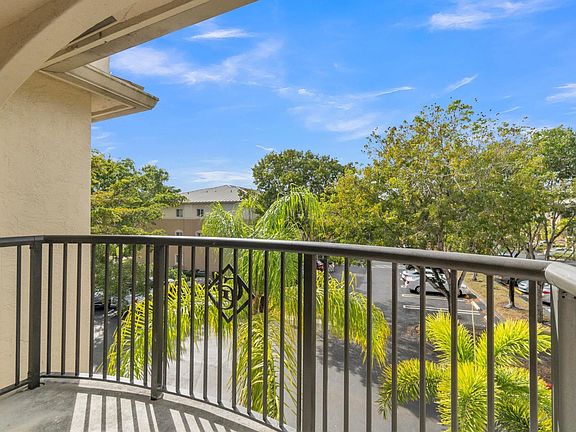 3rd image of 400 Crestwood Ct N APT 420