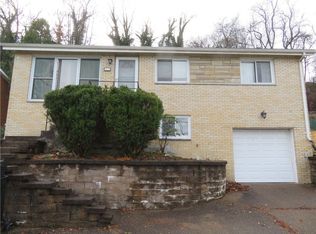 567 Lucia Rd, Pittsburgh, PA 15221