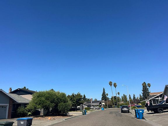 4th image of 5778 Dexter Cir