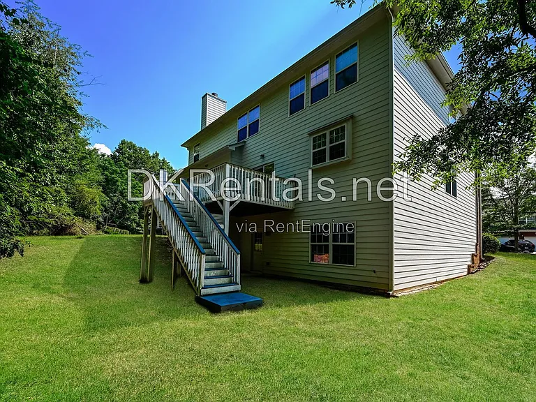 3926 Yosemite Park Ln — Photo 19