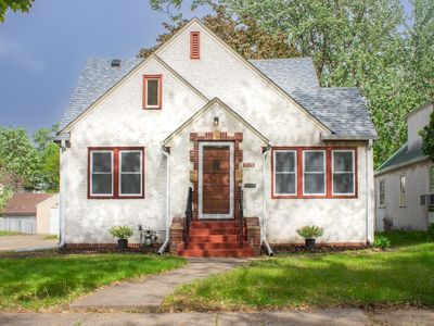 1028 Hall Ave, West Saint Paul, MN, 55118