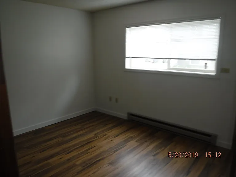 16 Hoffman Dr #1-4 — Photo 9