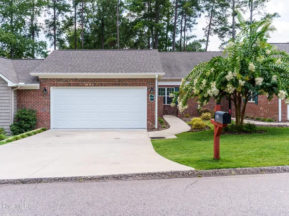525 Lighthorse Circle, Aberdeen, NC 28315
