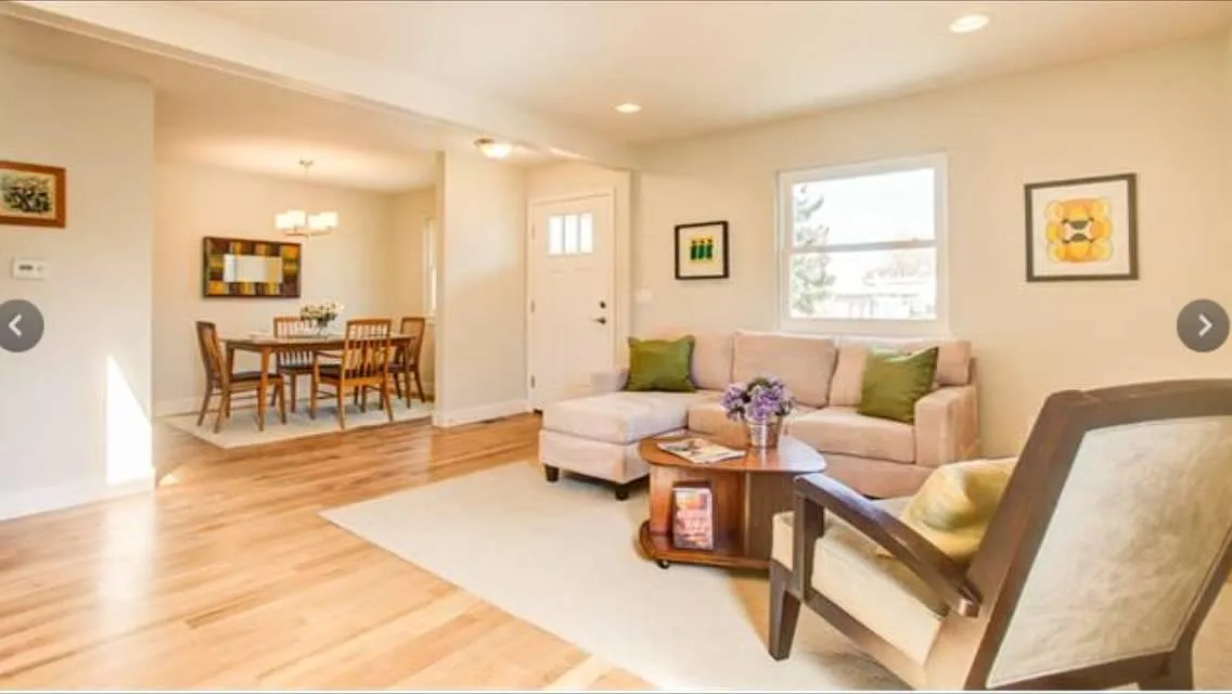 4 bed, 2232 sqft, $3,985 — Photo 2