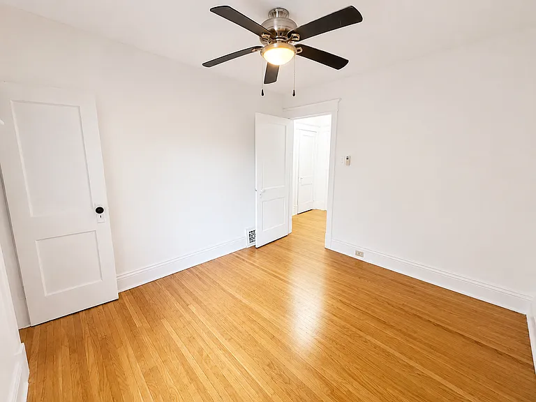272 Stinson Cres — Photo 15