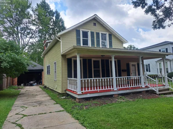 1037 Buckland Ave, Fremont, OH 43420