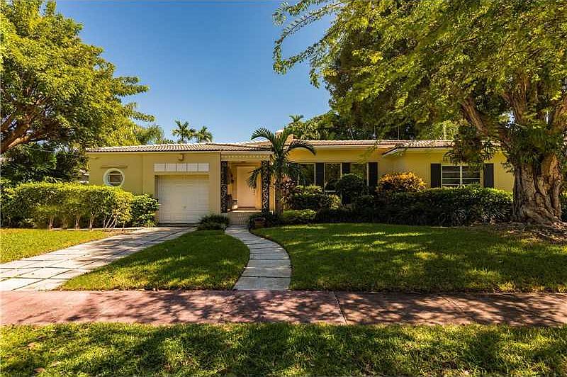 1st image of 4411 Nautilus Dr