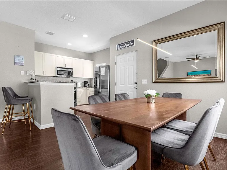 5350 Diplomat Ct #108 — Photo 8