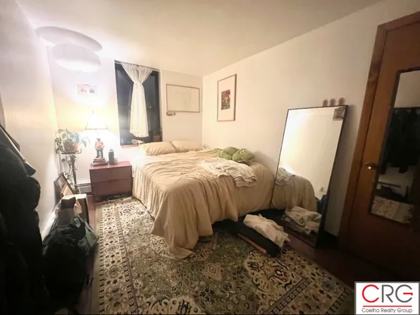 22 University Rd #1B, Brookline, MA 02445