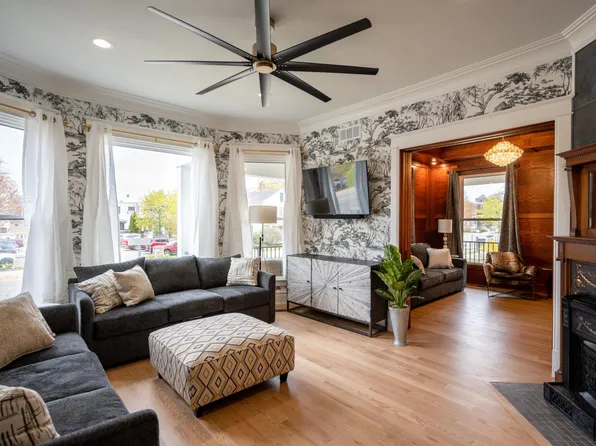 220 Franklin St, Grand Haven, MI 49417