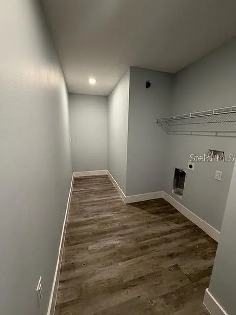 3 bed, 2.0 bath, 1260 sqft, $2,300 — Photo 4