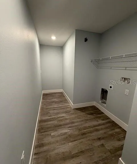 521 Skyline Dr E — Photo 4