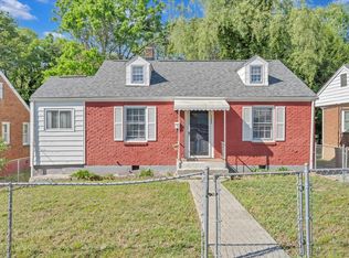 1060 Hunt Ave NW, Roanoke, VA