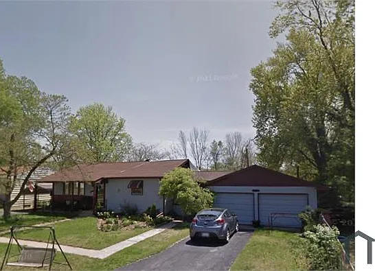 3415 Barber St — Photo 2