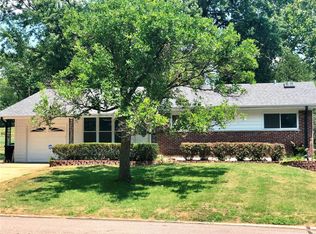 928 Tempo Dr, Saint Louis, MO