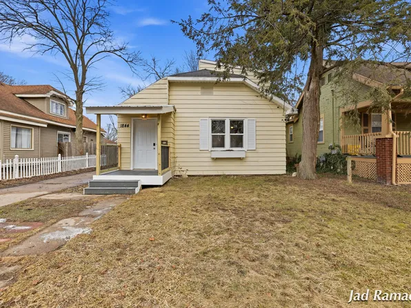 1844 Willard Ave SE, Grand Rapids, MI 49507