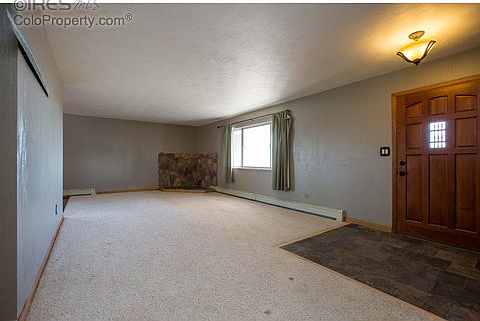 3rd image of 827 Collins St