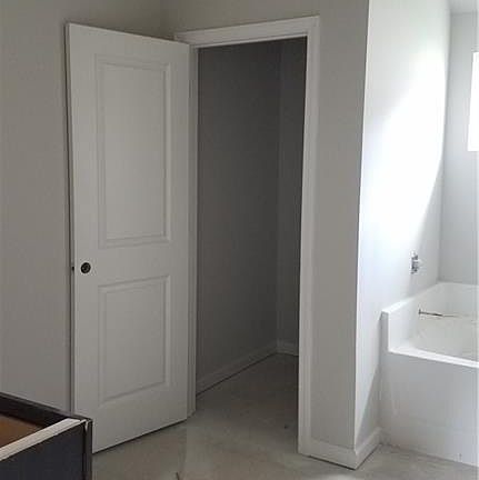 4th image of 503 Simpson Place Dr