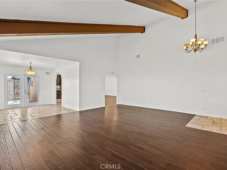 1138 Lakeview Dr — Photo 17