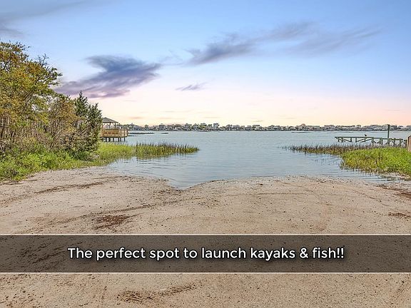 5th image of 434 Stanley Dr.