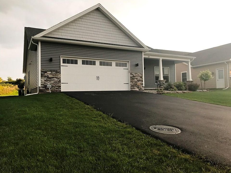 1st image of 124 Anitas Ln