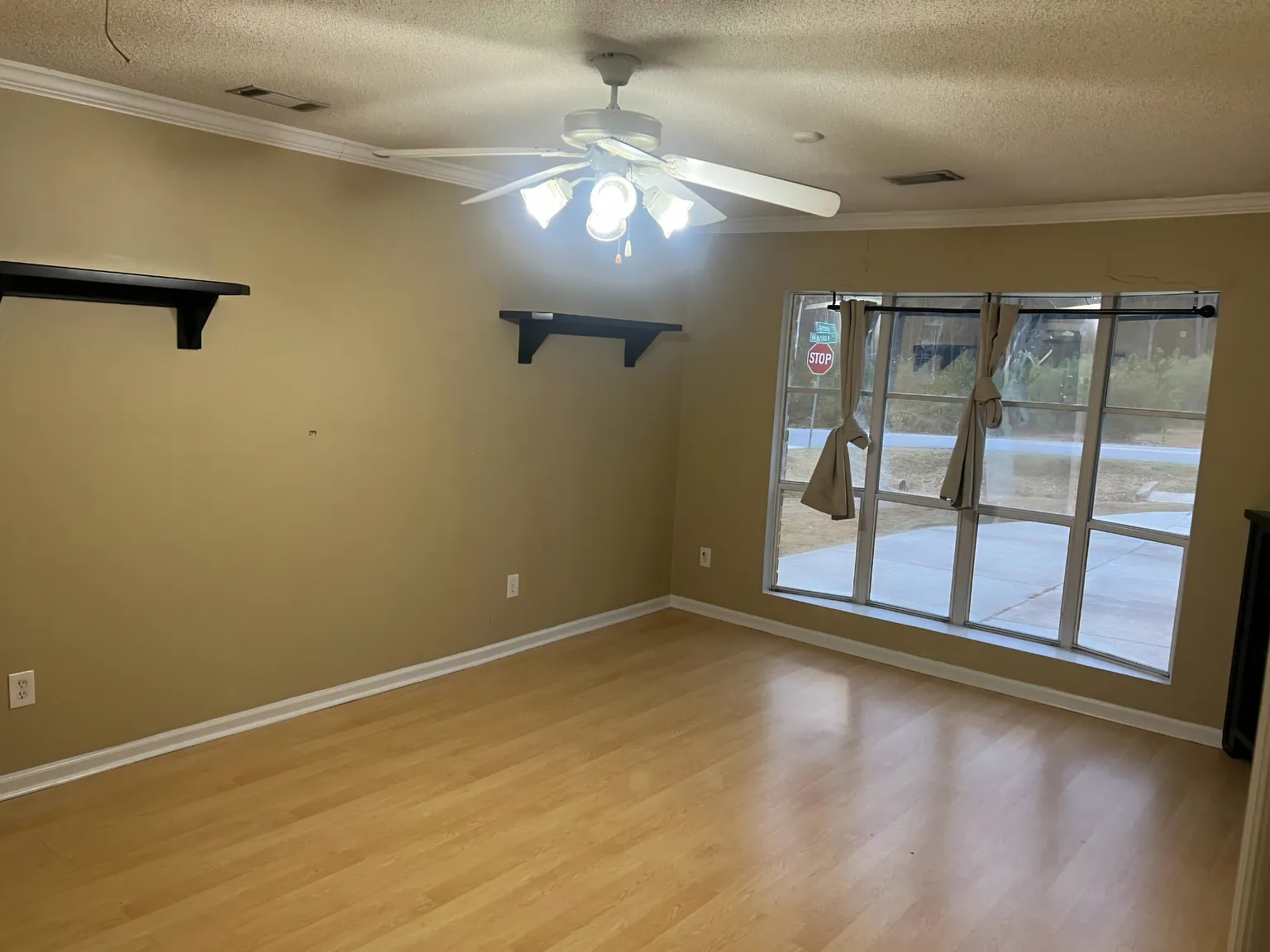 1802 Marion Drive - 1 — Photo 2