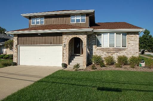 1st image of 17052 Lockwood Ave