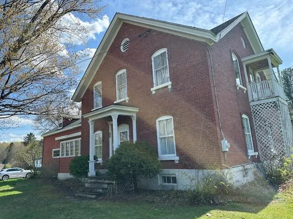 275 Duane St, Malone, NY 12953
