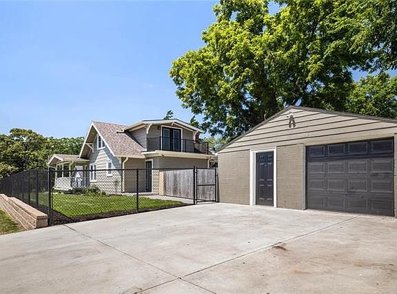 3rd image of 8315 Paseo Blvd