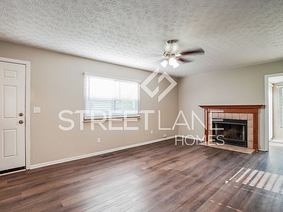 5th image of 3142 Plainfield Ct