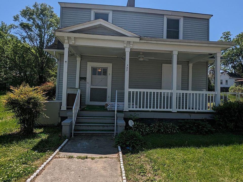 1st image of 733 Temple Ave