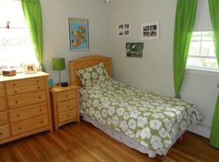 13 Brookfield Rd, Franklin, MA 02038