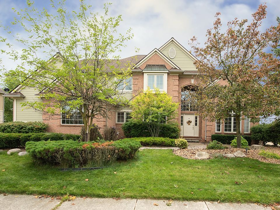 1st image of 2925 Ivy Hill Dr