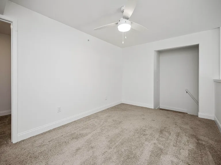 231 Walton Ave #402 — Photo 21