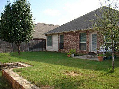 4th image of 1924 Oak Timber Dr
