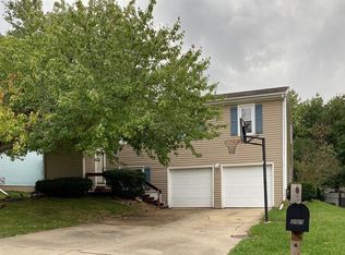 207 Bentley Dr, Normal, IL 61761